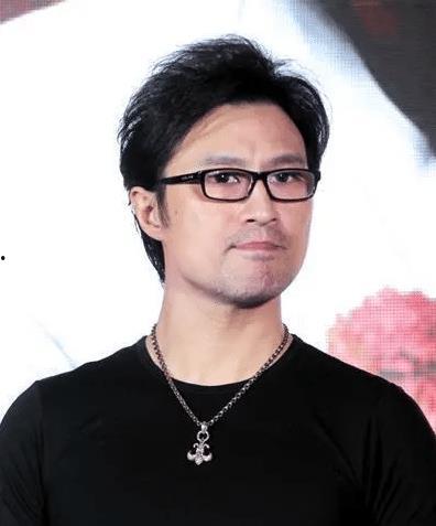 娱乐大爆料汪峰是谁啊,揭秘汪峰的传奇人生
